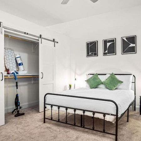 Luxurious New Unit 1Bd1Ba Pool, Golf Sim Appartement Austin Buitenkant foto