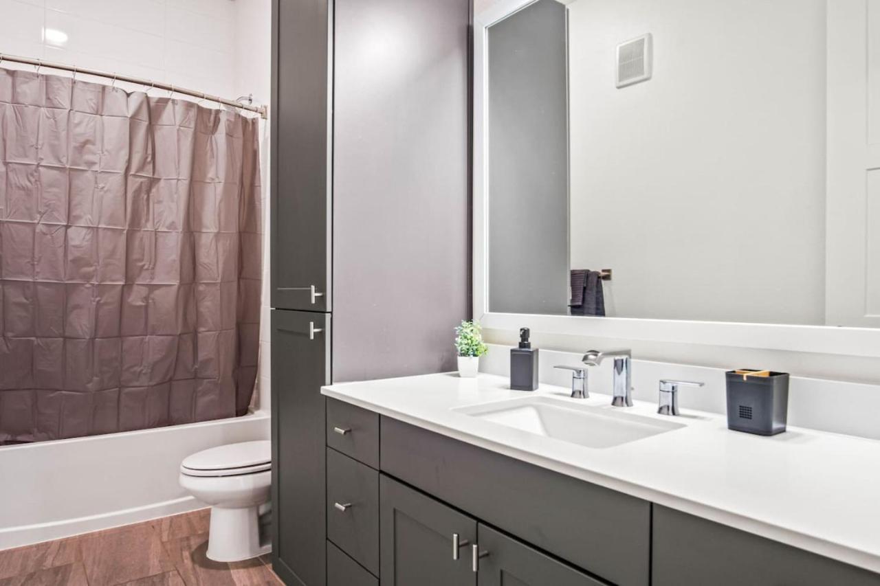 Luxurious New Unit 1Bd1Ba Pool, Golf Sim Appartement Austin Buitenkant foto